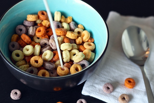 1.‍ Examining the Nutritional ‍Composition: A Closer Look at Cheerios​ Breakfast ⁣Cereal