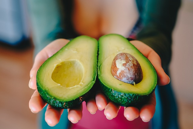 1. Understanding the Link Between Avocado Consumption and Gas: Debunking the Avocado Mystery